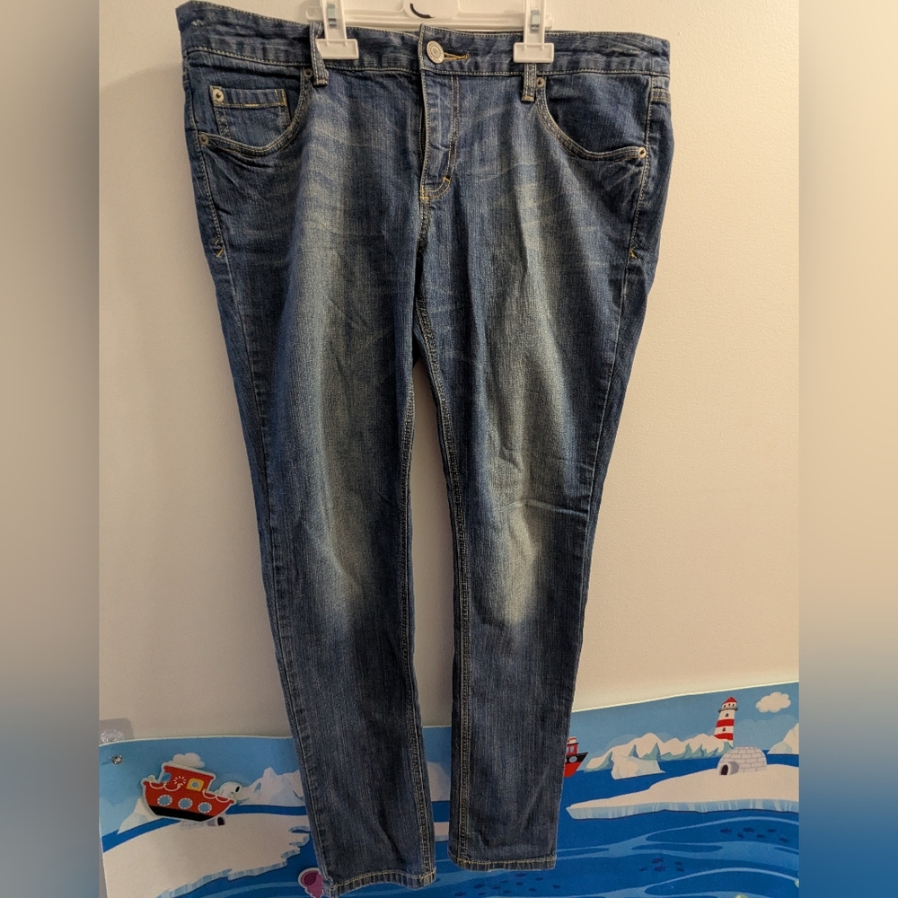 🌼 5 For 20$ 🌼Mossimo Supply Co Blue Slim Jeans